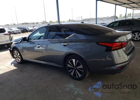 2021 Nissan Altima Sv z USA, uszkodzony, nr VIN 1N4BL4DV6MN340278